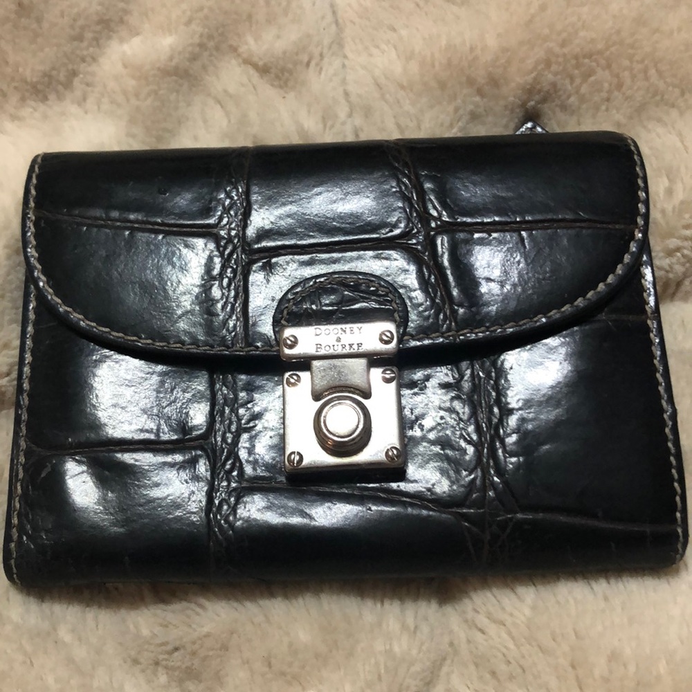 Tri fold women’s wallet